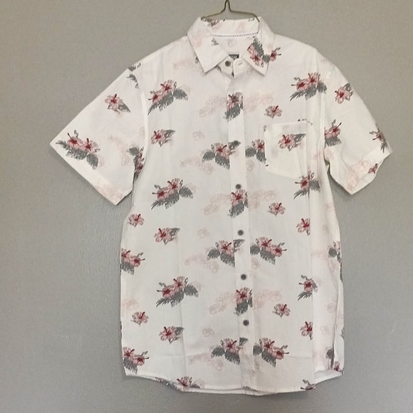 Rue 21 men's Hawaiian shirt size small - Picture 1 of 6